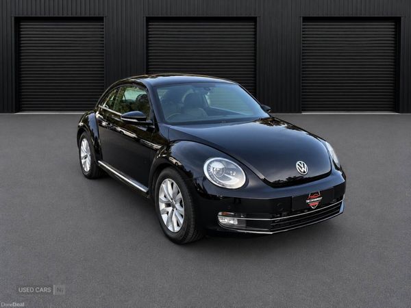 Volkswagen Beetle , Petrol, 2015, Black