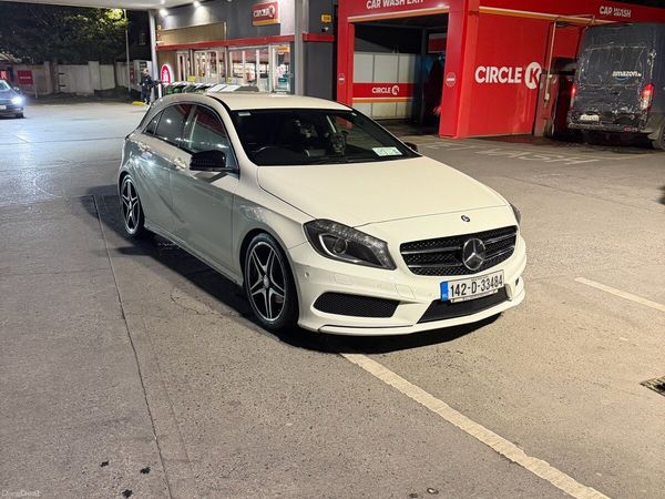 Mercedes-Benz A-Class Hatchback, Petrol, 2014, White