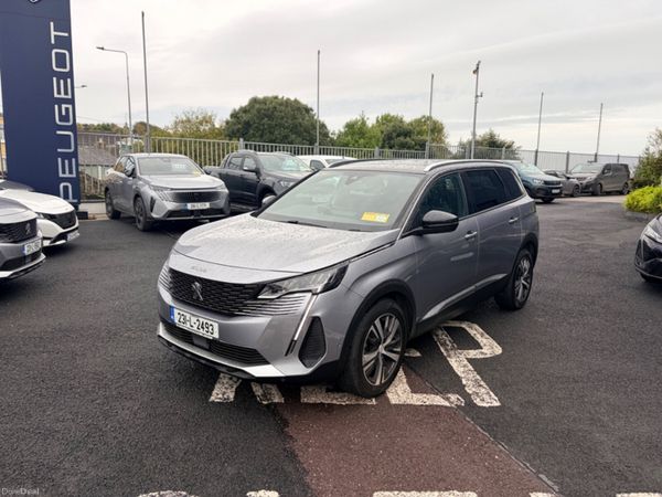 Peugeot 5008 MPV, Diesel, 2023, Grey