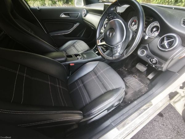 Mercedes-Benz A-Class Hatchback, Petrol, 2013, White