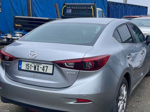 Mazda Mazda3 Saloon, Diesel, 2015, Grey
