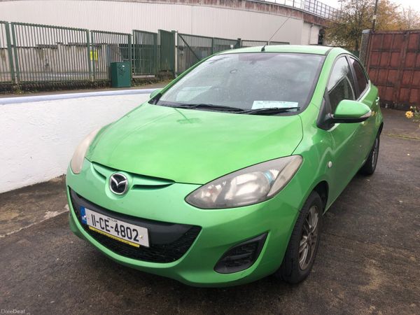Mazda Demio MPV, Petrol, 2011, Green