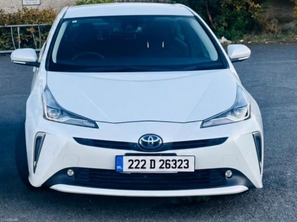Toyota Prius Saloon, Petrol Hybrid, 2022, White