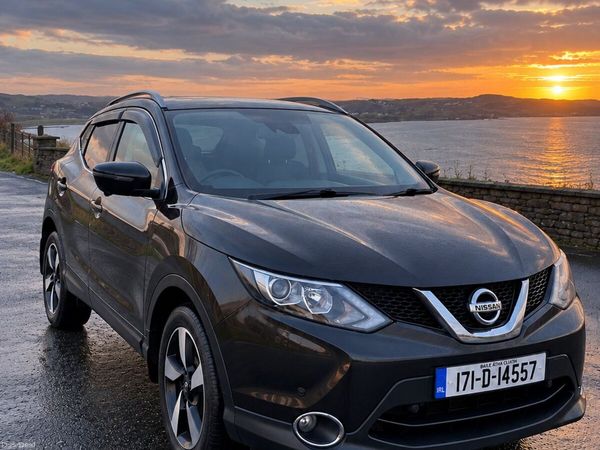 Nissan Qashqai SUV, Petrol, 2017, Black