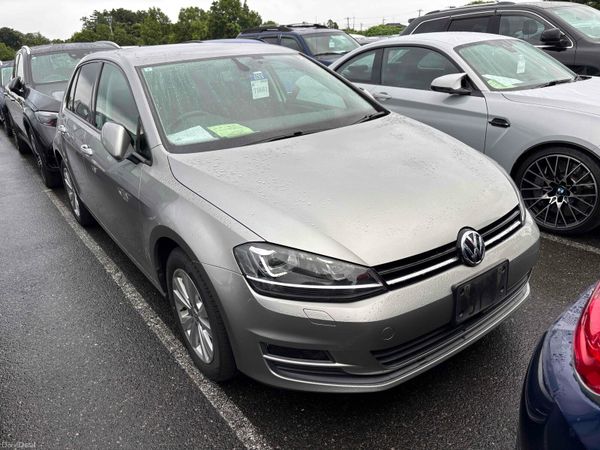 Volkswagen Golf Hatchback, Petrol, 2015, Silver