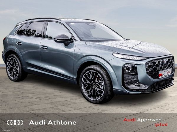 Audi Q3 SUV, Petrol Plug-in Hybrid, 2026, Green