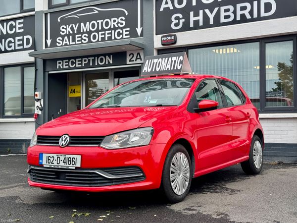 Volkswagen Polo Hatchback, Petrol, 2016, Red