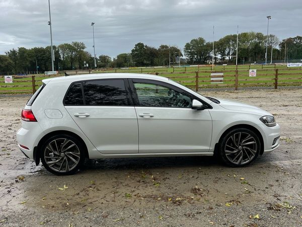 Volkswagen Golf Estate, Diesel, 2018, White