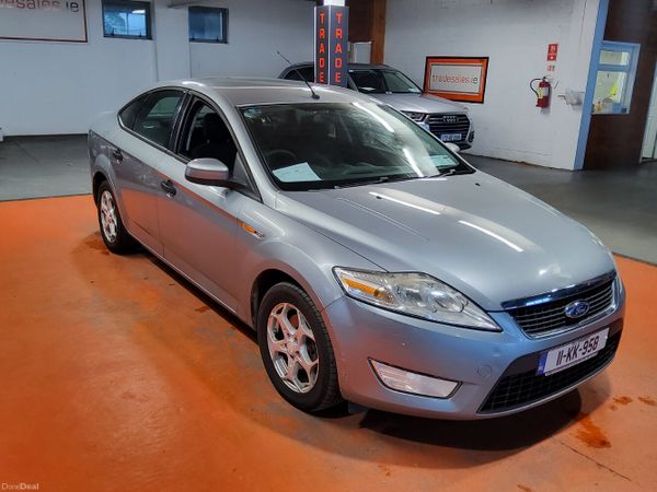 Ford Mondeo Saloon, Diesel, 2011, Silver