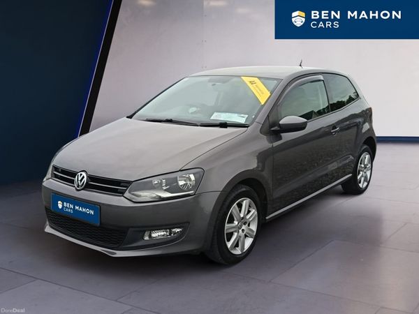 Volkswagen Polo Hatchback, Petrol, 2013, Grey