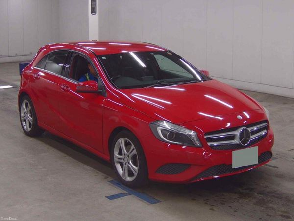 Mercedes-Benz A-Class Hatchback, Petrol, 2015, Red