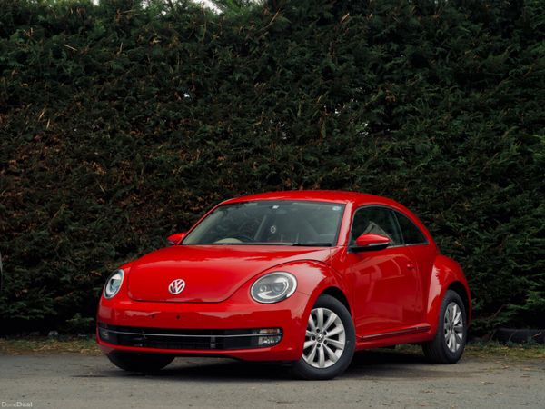 Volkswagen Beetle Coupe, Petrol, 2015, Red
