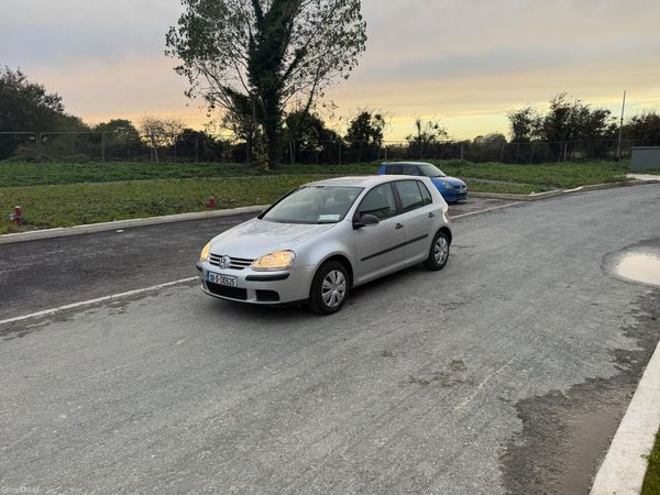 Volkswagen Golf Hatchback, Petrol, 2008, Silver
