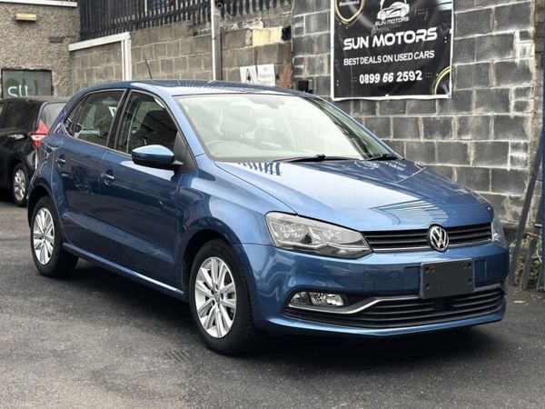 Volkswagen Polo Hatchback, Petrol, 2017, Blue
