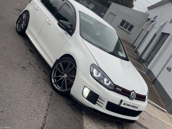 Volkswagen Golf Hatchback, Diesel, 2012, White