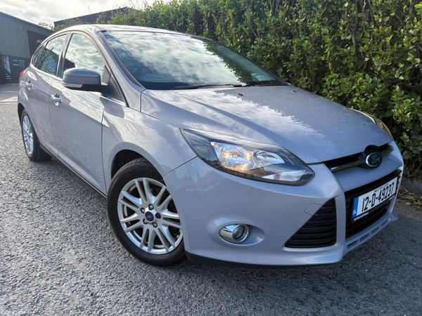 Ford Focus Hatchback, Diesel, 2012, Silver