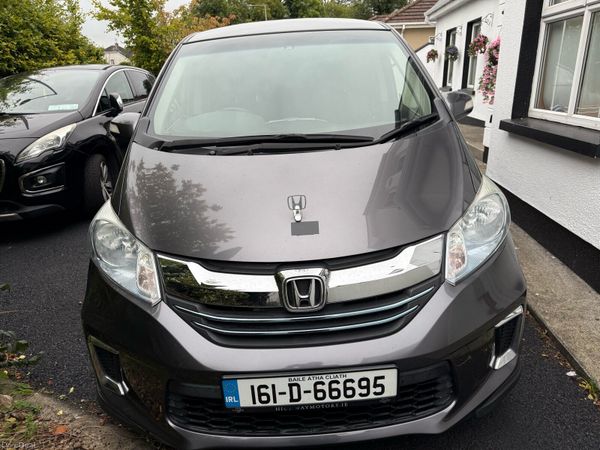 Honda Freed MPV, Petrol Hybrid, 2016, Grey