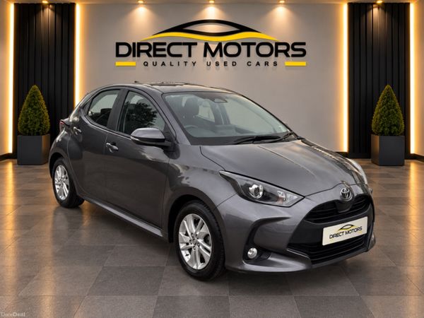 Toyota Yaris Hatchback, Petrol Hybrid, 2024, Grey