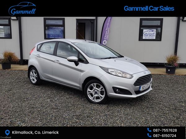 Ford Fiesta Hatchback, Petrol, 2016, Silver