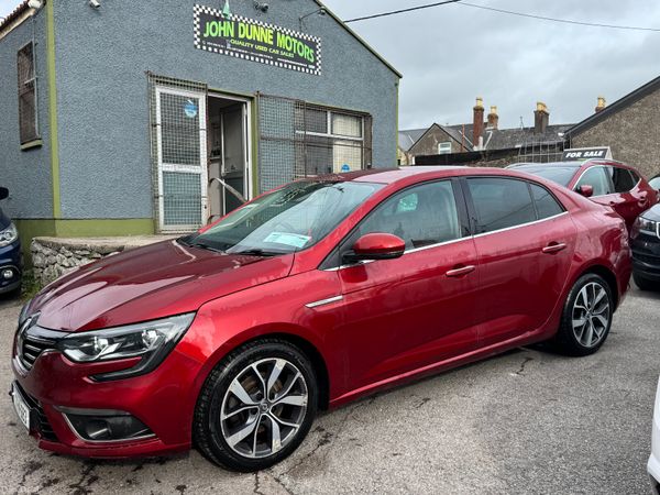 Renault Megane Saloon, Diesel, 2017, Red