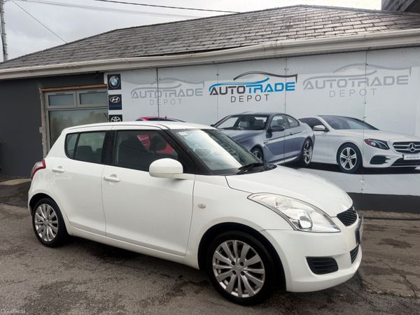 Suzuki Swift Hatchback, Petrol, 2012, White