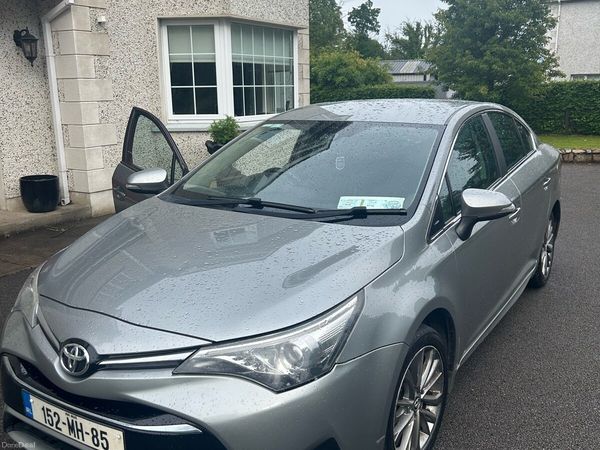 Toyota Avensis Saloon, Diesel, 2015, Grey