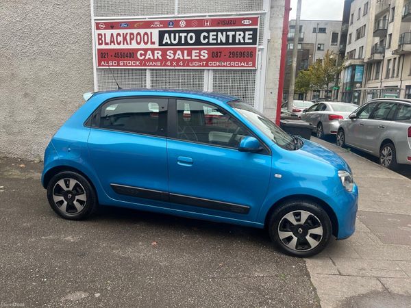Renault Twingo Hatchback, Petrol, 2015, Blue