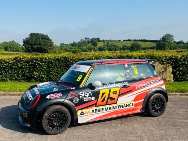 Mini Cooper Hatchback, Petrol, 2003, Black