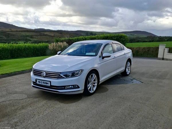 Volkswagen Passat Saloon, Diesel, 2015, White