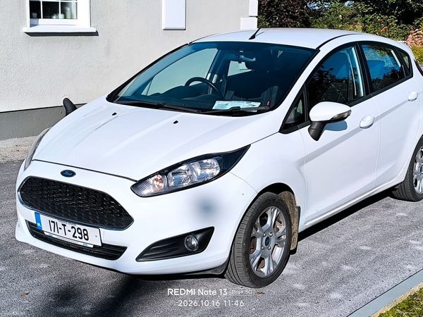 Ford Fiesta Hatchback, Petrol, 2017, White