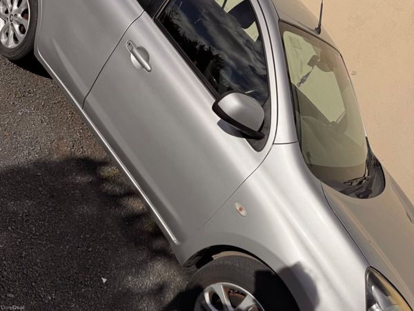 Nissan Micra Hatchback, Petrol, 2014, Silver