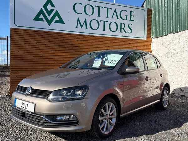 Volkswagen Polo Hatchback, Petrol, 2017, Gold