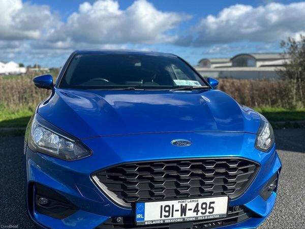 Ford Focus Hatchback, Petrol, 2019, Blue