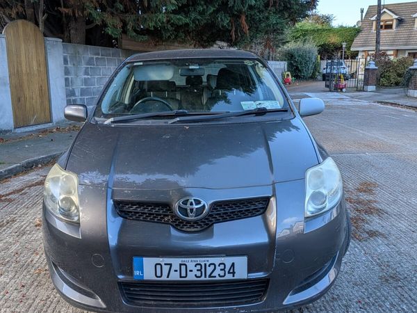 Toyota Auris Hatchback, Petrol, 2007, Grey