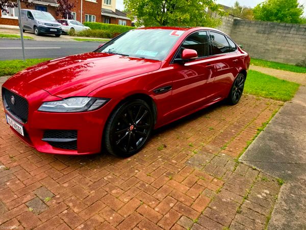 Jaguar XF Saloon, Diesel, 2017, Red