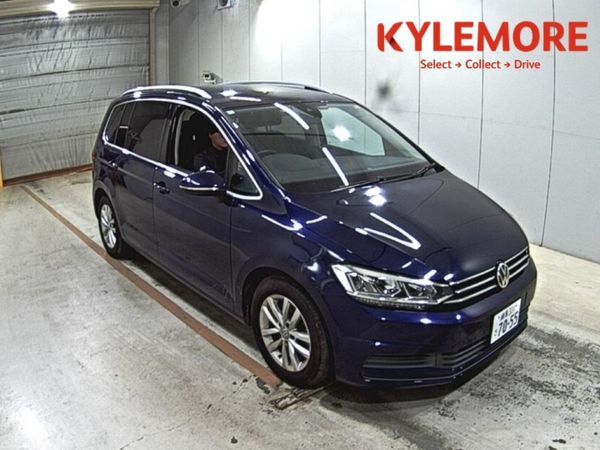 Volkswagen Touran MPV, Petrol, 2018, Blue