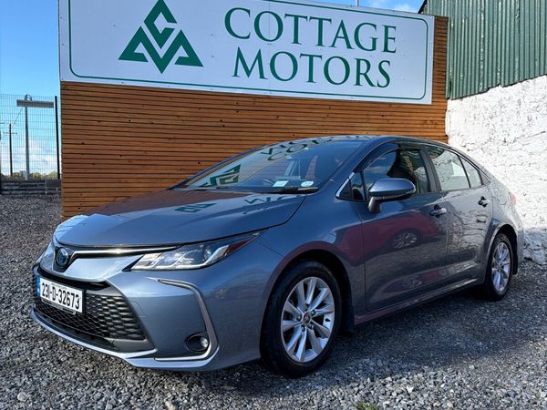 Toyota Corolla Saloon, Petrol Hybrid, 2023, Grey