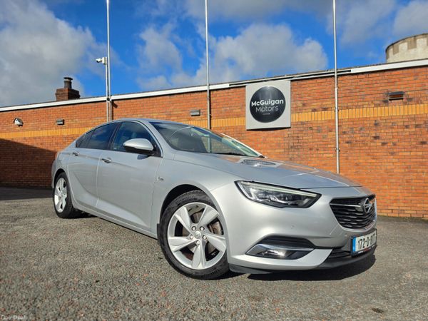 Opel Insignia Hatchback, Diesel, 2017, Grey