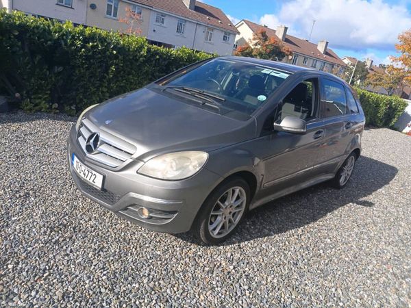 Mercedes-Benz B-Class MPV, Petrol, 2010, Grey