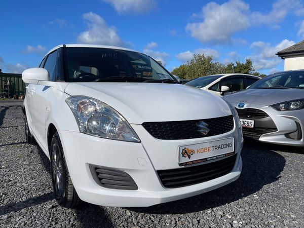 Suzuki Swift Hatchback, Petrol, 2013, White