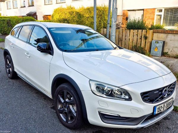 Volvo V60 Estate, Diesel, 2015, White