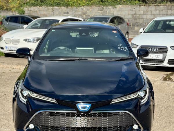 Toyota Corolla Hatchback, Petrol Hybrid, 2020, Green