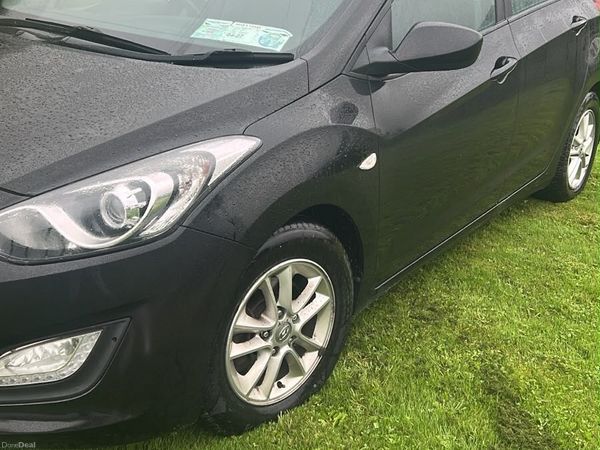 Hyundai i30 Hatchback, Diesel, 2012, Black