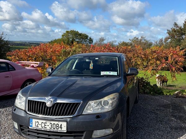 Skoda Octavia Hatchback, Diesel, 2012, Grey