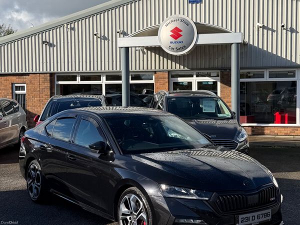 Skoda Octavia Saloon, Diesel, 2023, Black