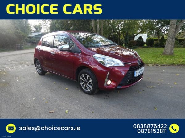 Toyota Yaris Hatchback, Petrol, 2017, Red
