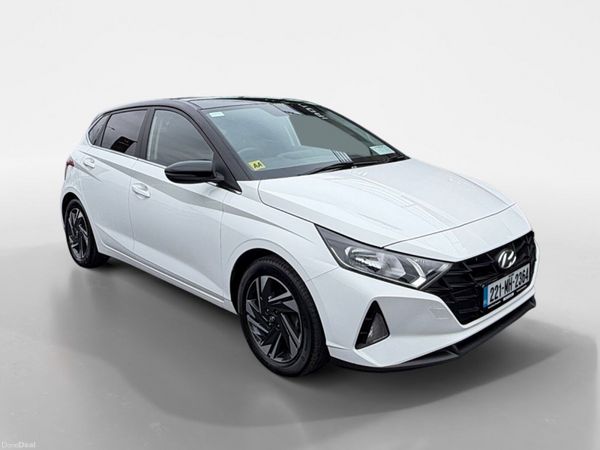 Hyundai i20 Hatchback, Petrol, 2022, White