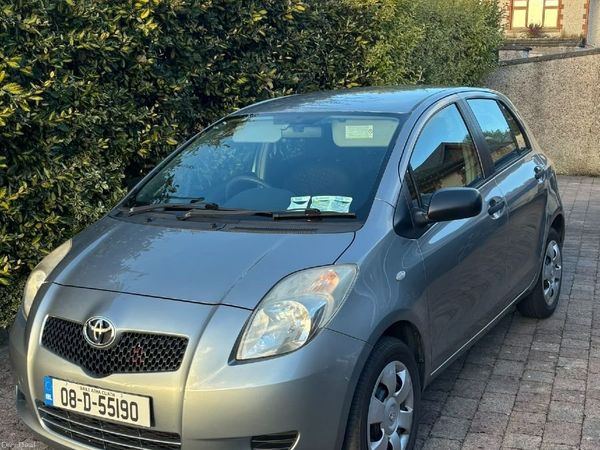 Toyota Yaris Hatchback, Petrol, 2008, Silver