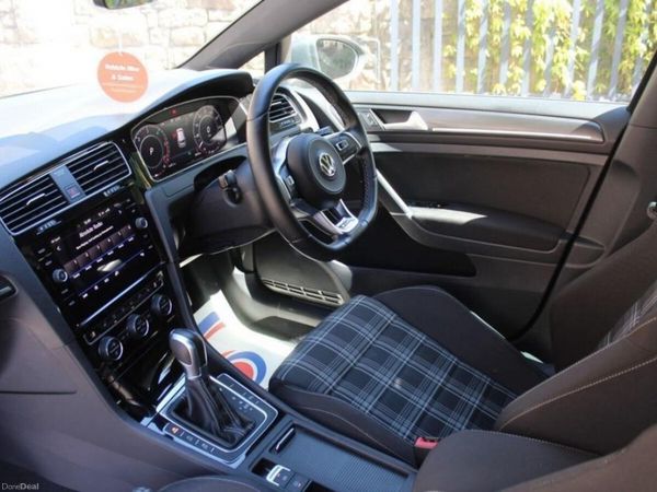 Volkswagen Golf Hatchback, Diesel, 2013, Grey