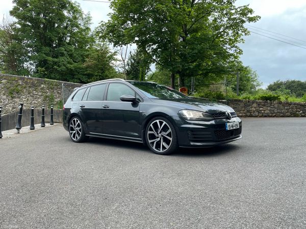 Volkswagen Golf Estate, Diesel, 2015, Grey